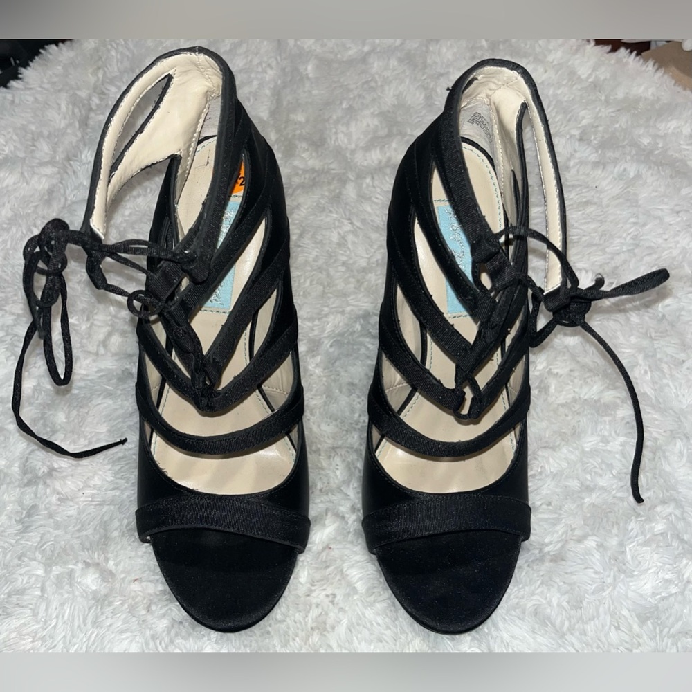 Blue By Betsey Johnson Mila Black Satin Gladiator
Stiletto Heels Sz. 8.5